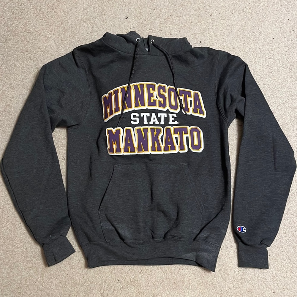 Worn once Champion Minnesota state Mankato sweatshirt